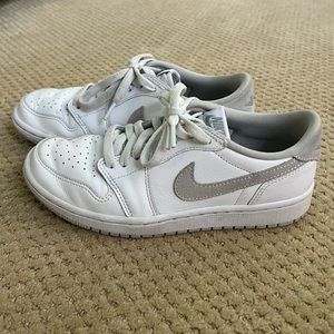 Women’s Nike Low Dunk Sneakers